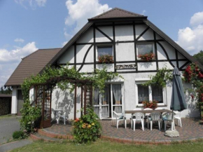 Villa Paula mit Grill, Terrasse und Garten, Pluski